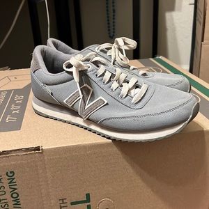New balance shoes